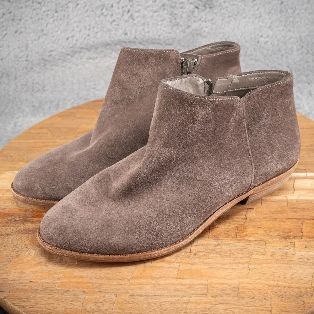 Gianni‎ Bini Boots Womens 7.5 M Ankle Booties Brown Leather Almond Toe Zip Block
